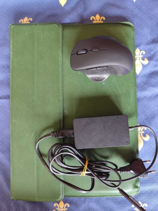 Microsoft Surface Pro 8 i5 8GB 256GB + Mouse, Carregador e Capa