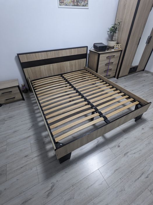 Ліжко з матрасом