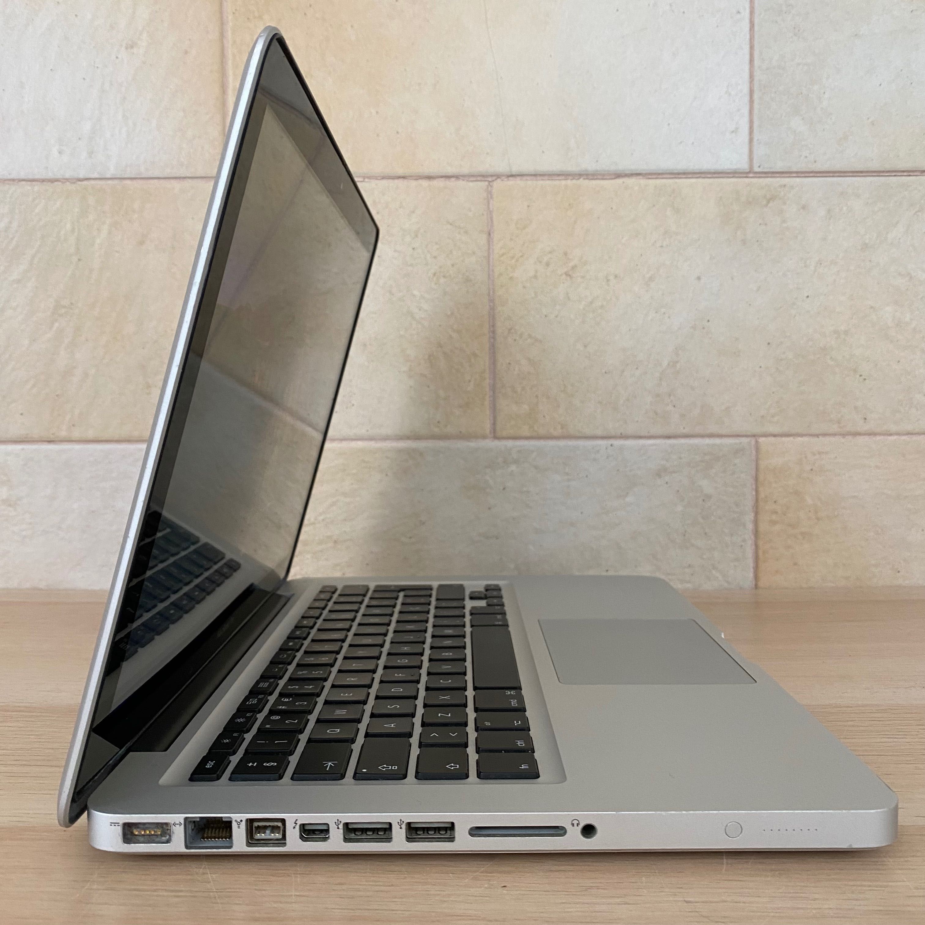 MacBook Pro 13" i5 8/240gb SSD 2012 C/MagSafe original