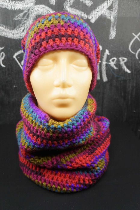 Czapka z kominem  wielokolorowa