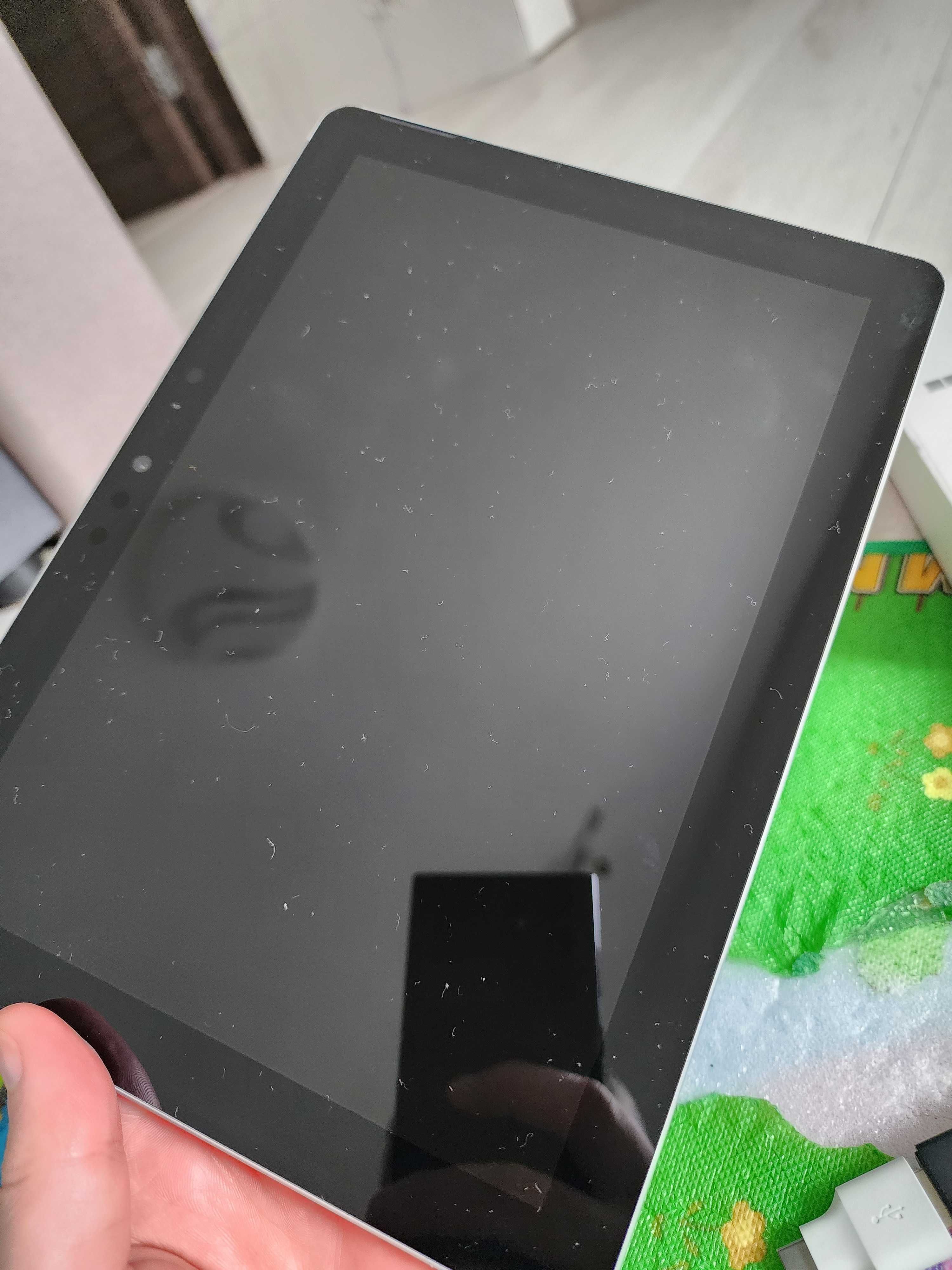 Планшет Microsoft Surface Go 2 Pentium/8/128GB