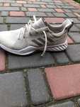 продам кросівки adidas