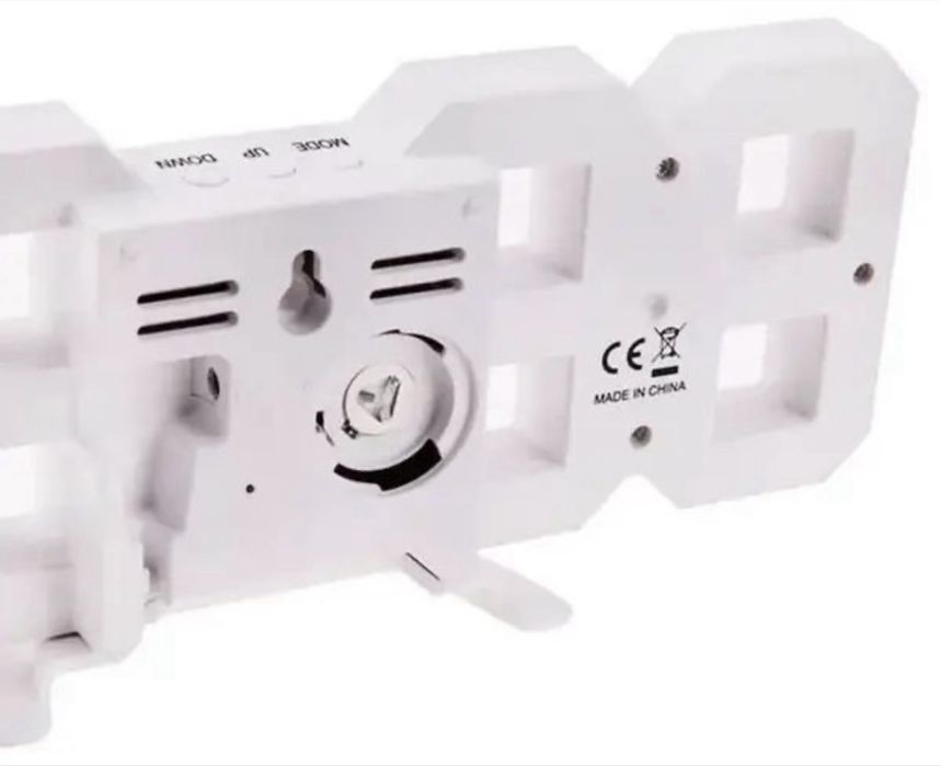 Настольные электронные часы с LED подсветкой