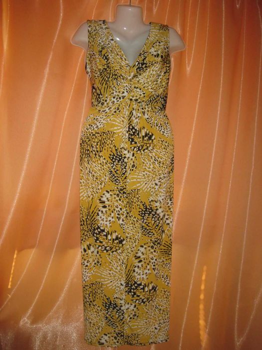 Шикарна приталена еластична сукня сарафан довга дуже великий розмір