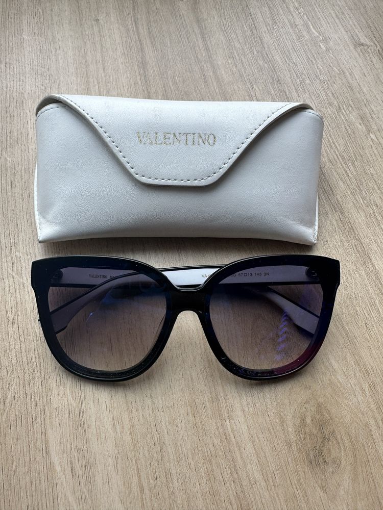 Okulary valentino czarne