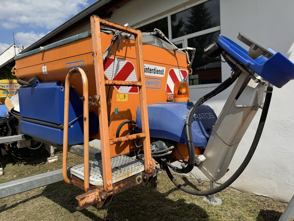 Zestaw do Unimog Schmidt Taśma Stratos 1,5 + pług śnieżny piaskarka