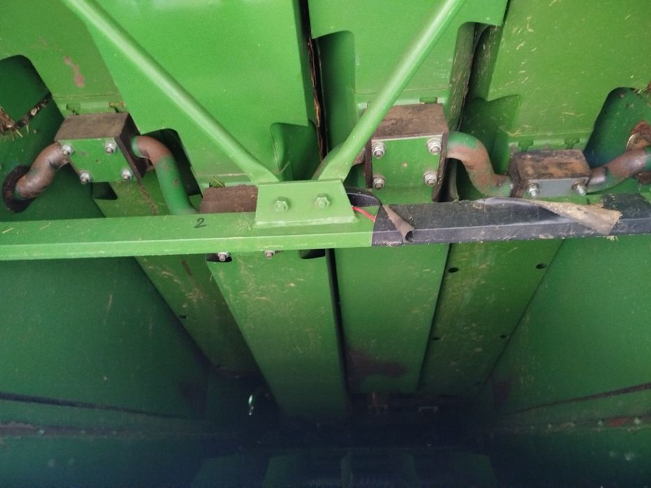 Комбайн зернозбиральний John Deere 1055, 1157. Джон Дір 1055