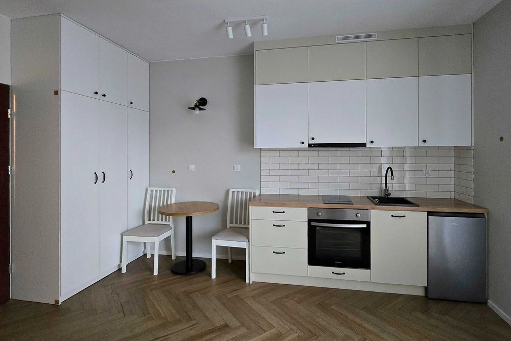 Do wynajęcia NOWA piękna kawalerka mieszkanie Pruszków blisko PKP CH