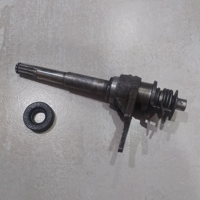 Переключний вал, мопеда "Карпати " (v 501 м)