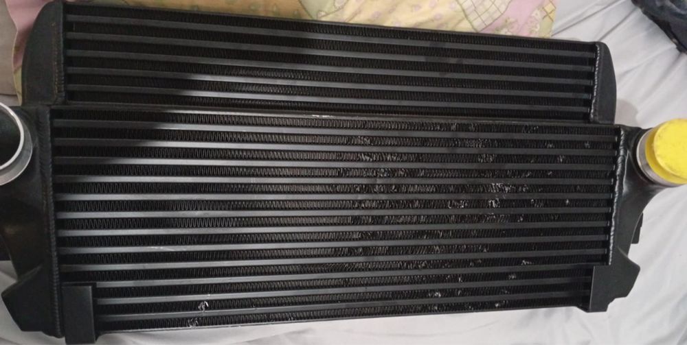 Intercooler maior para BMW para F10/F11