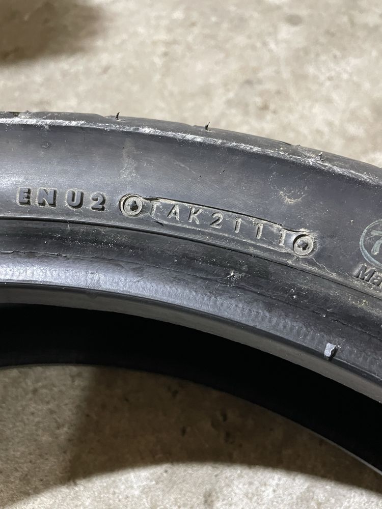 Продам резину BRIDGESTONE 130/70-18