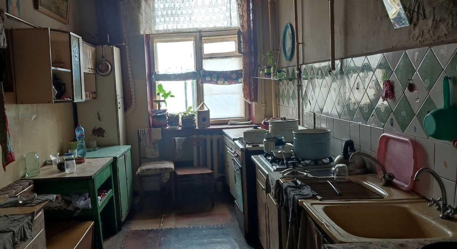 Продам комнату 18 м2 в общежитии бульвар Шевченко