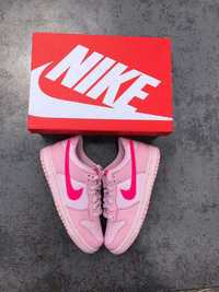 Nike Dunk Low Triple Pink 40/25cm
