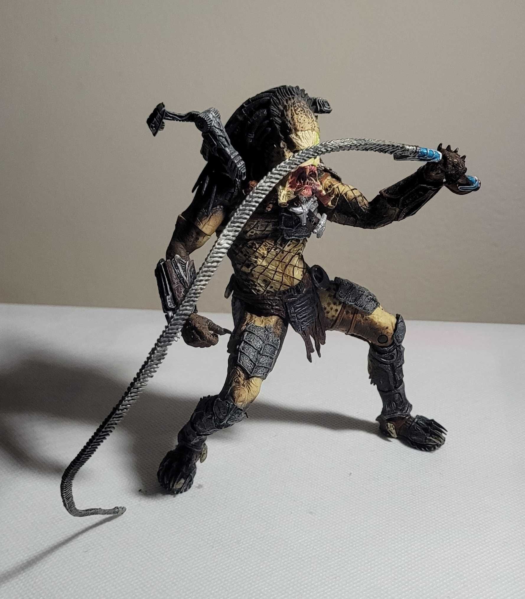 NECA Alien vs Predator Requem Wolf