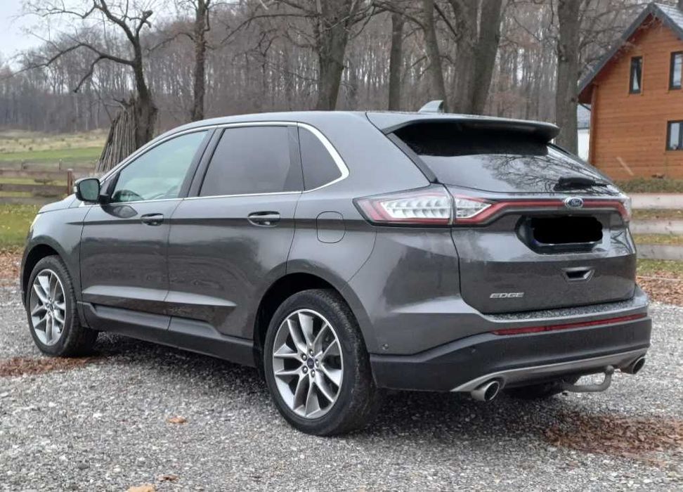 Ford Edge Titanium
