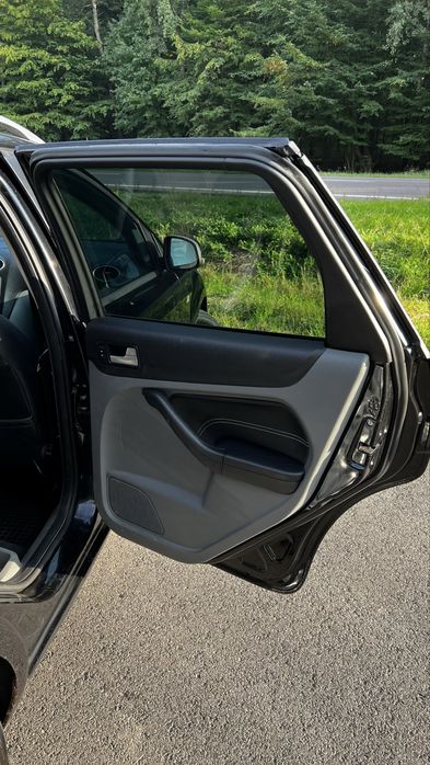 Ford Focus …………..