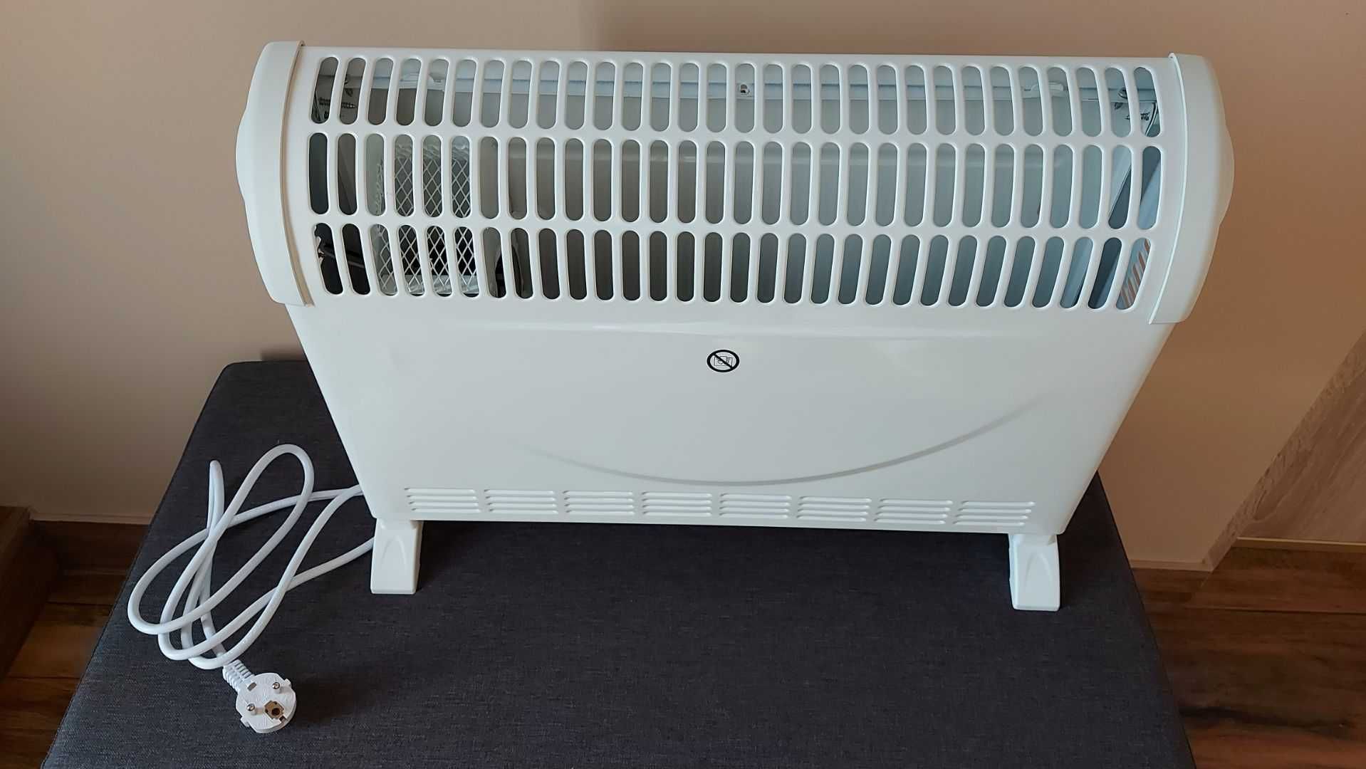 Grzejnik Konwektor z Funkcją Turbo
