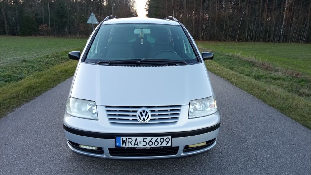 VW Sharan 1.9 TDI Stan tech.i wizualny bardzo dobry i zadbany .