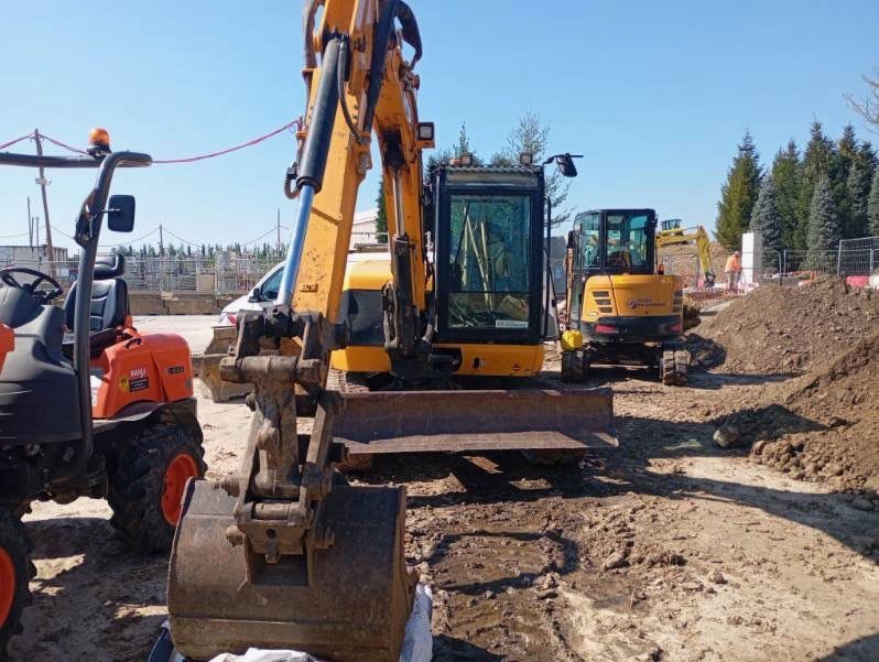 JCB 85 Z1 - giratória 9 toneladas