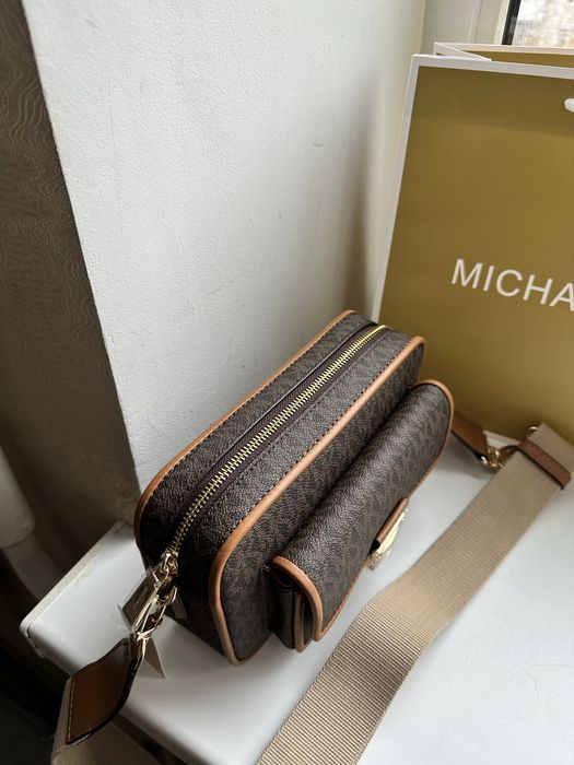 Сумка Michael Kors Bradshaw