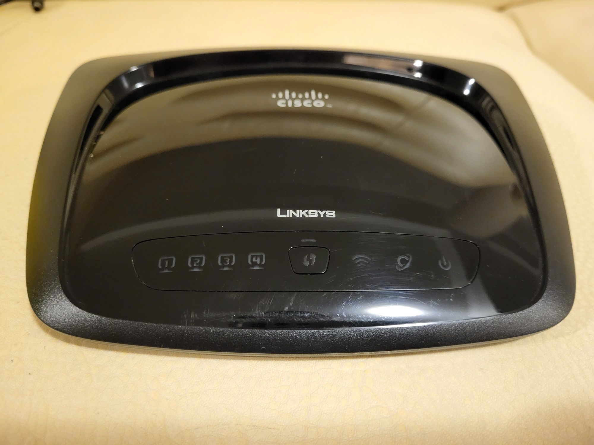 Router Linksys Cisco WTR 120N