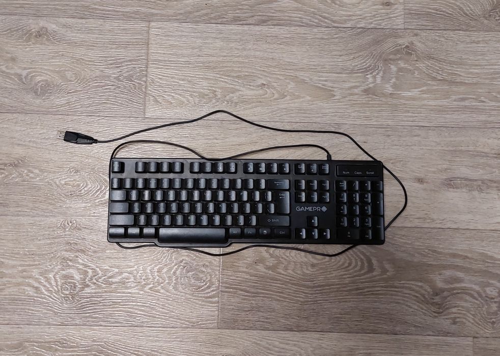 Продам клавиатуру