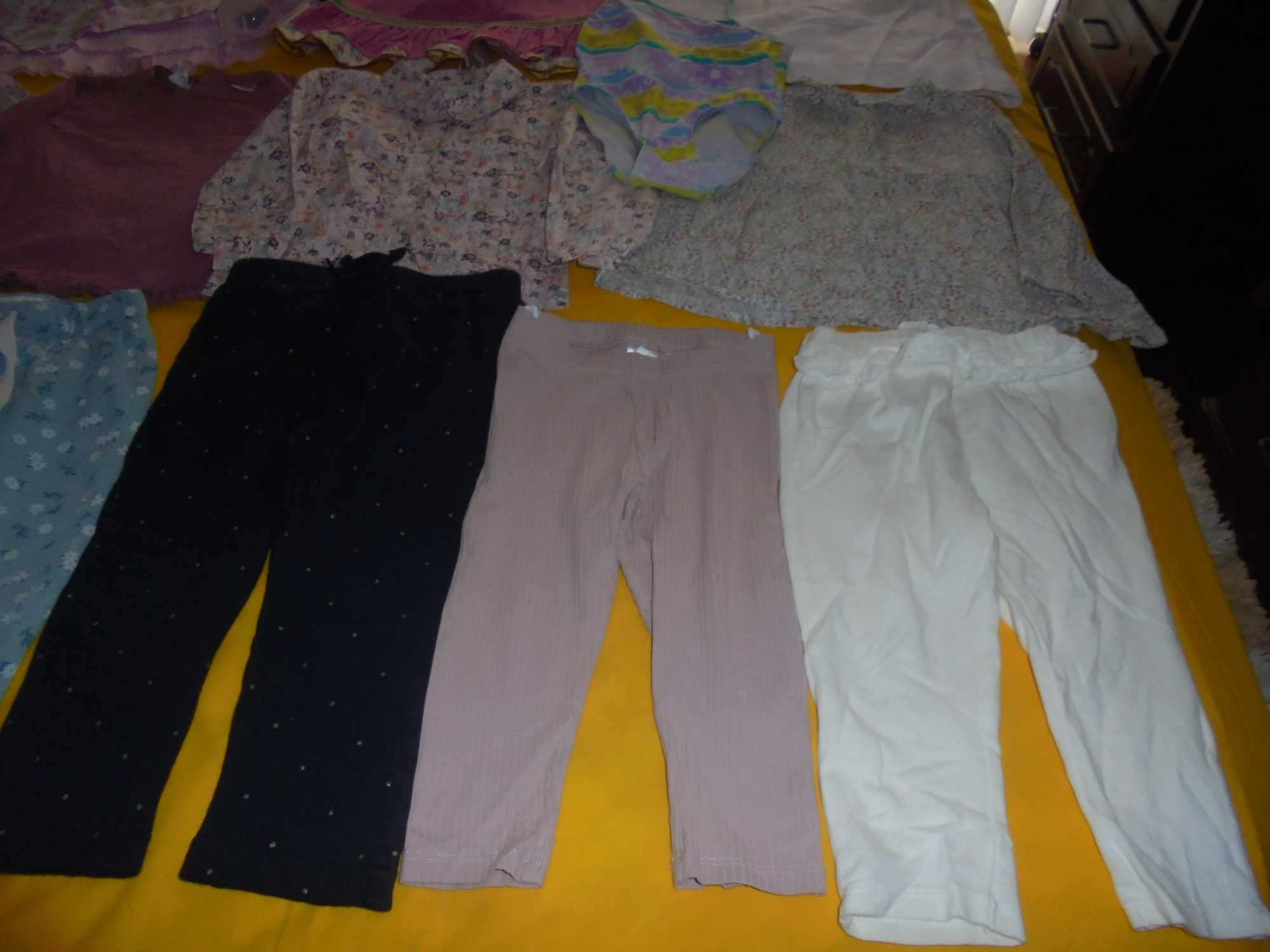 lote de roupa de menina as sapatilhas