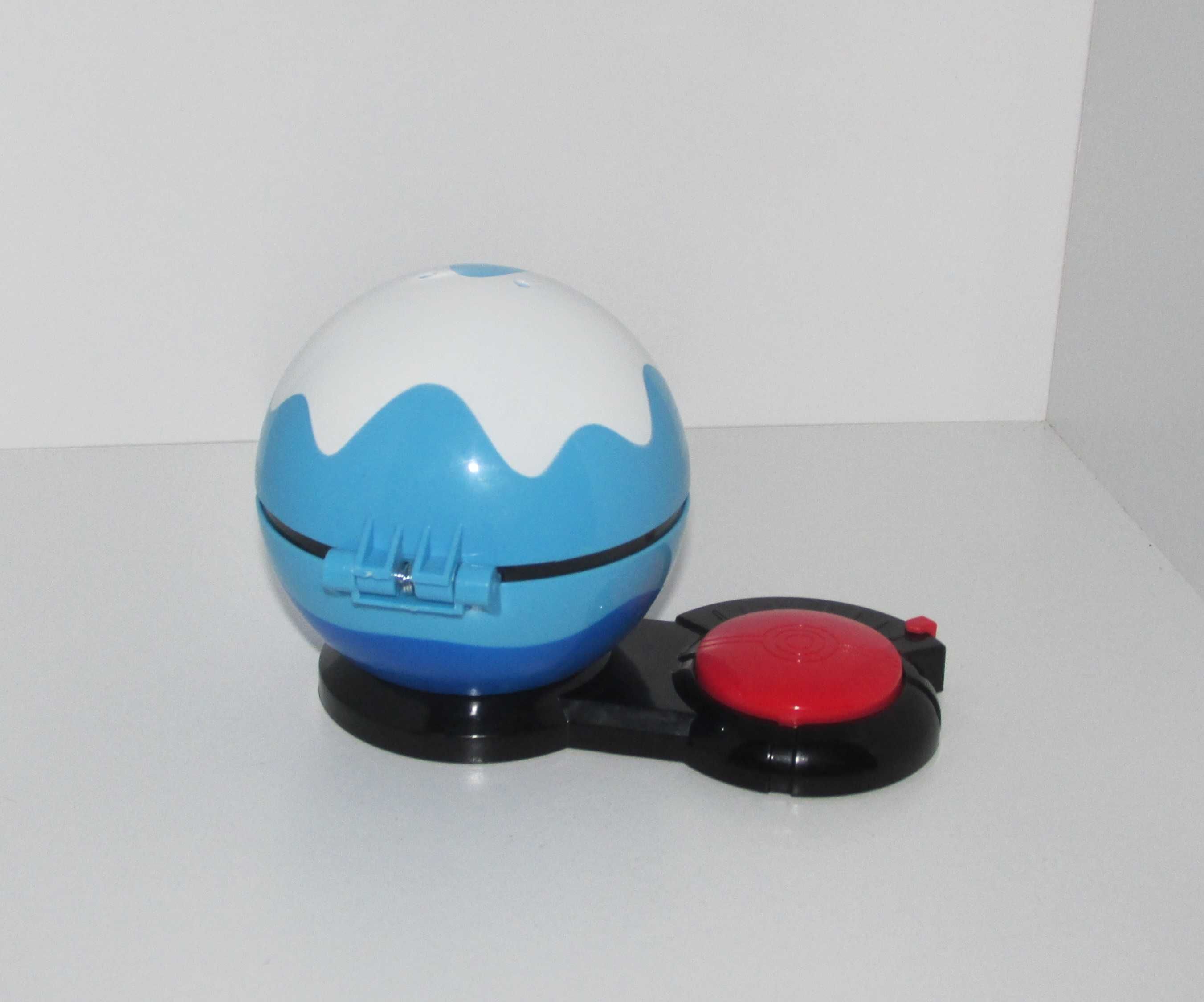 Mudkip + Dive Ball Pokémon Surprise Attack Game
