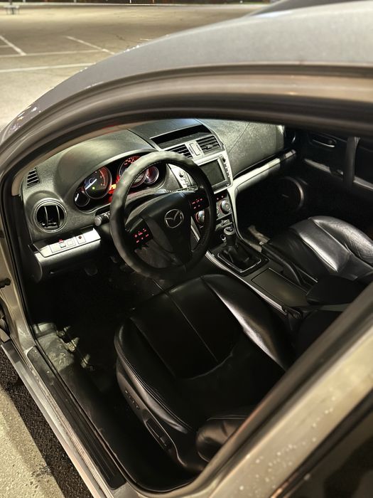 Mazda 6 2.2 дизель МКПП-6ступ. 2010