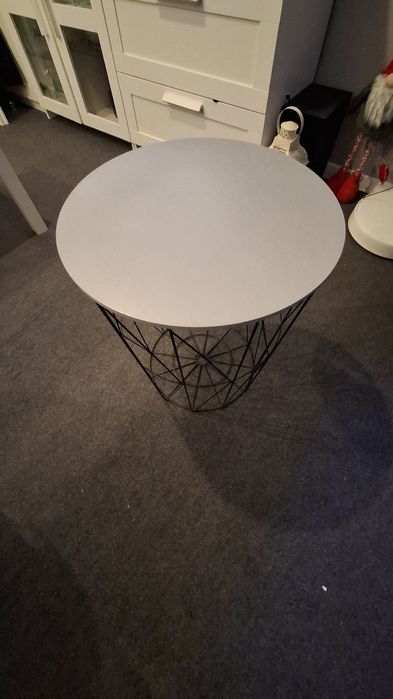 Sprzedam stolik ażurowy