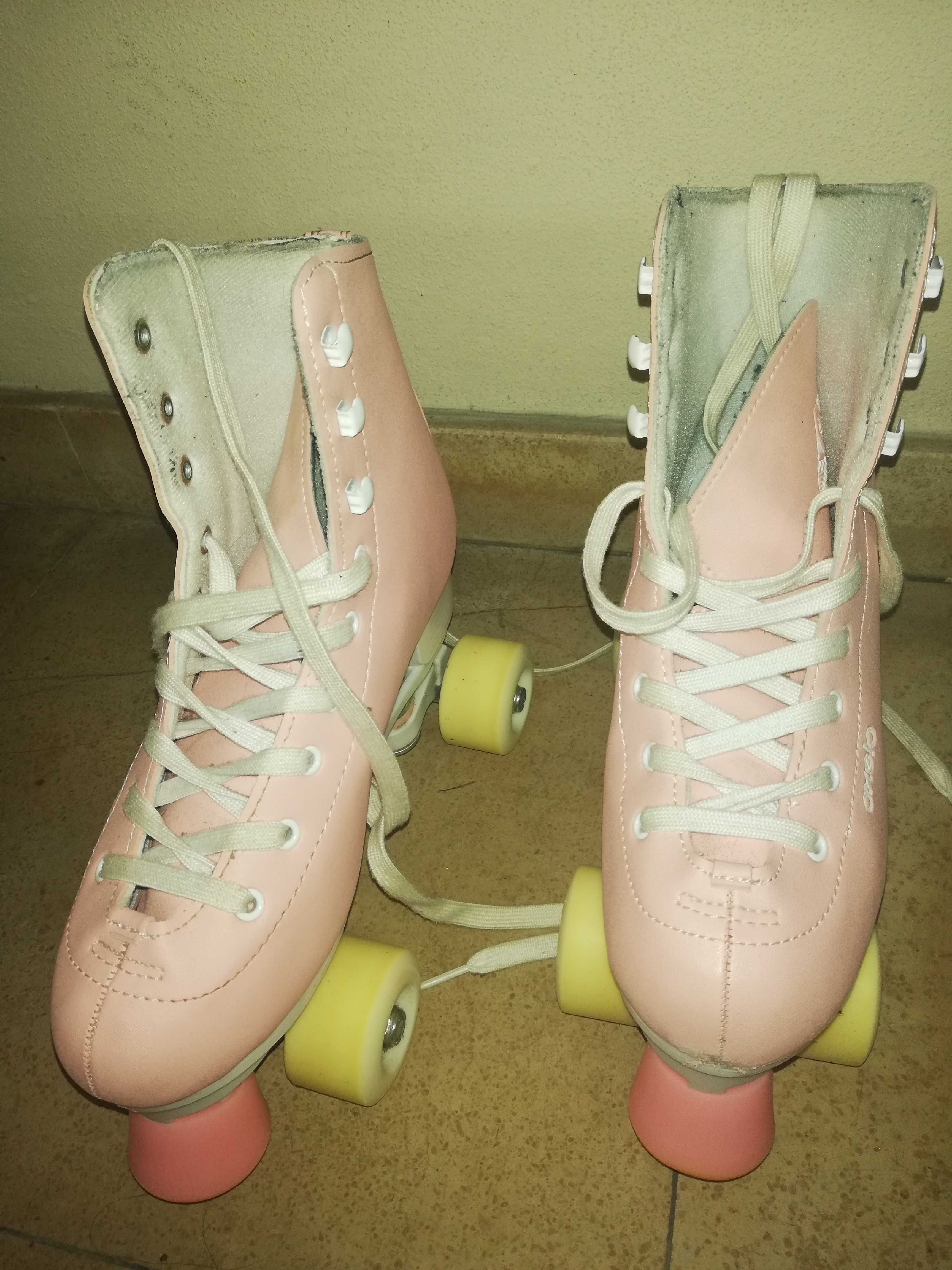 Patins para patinagem artística