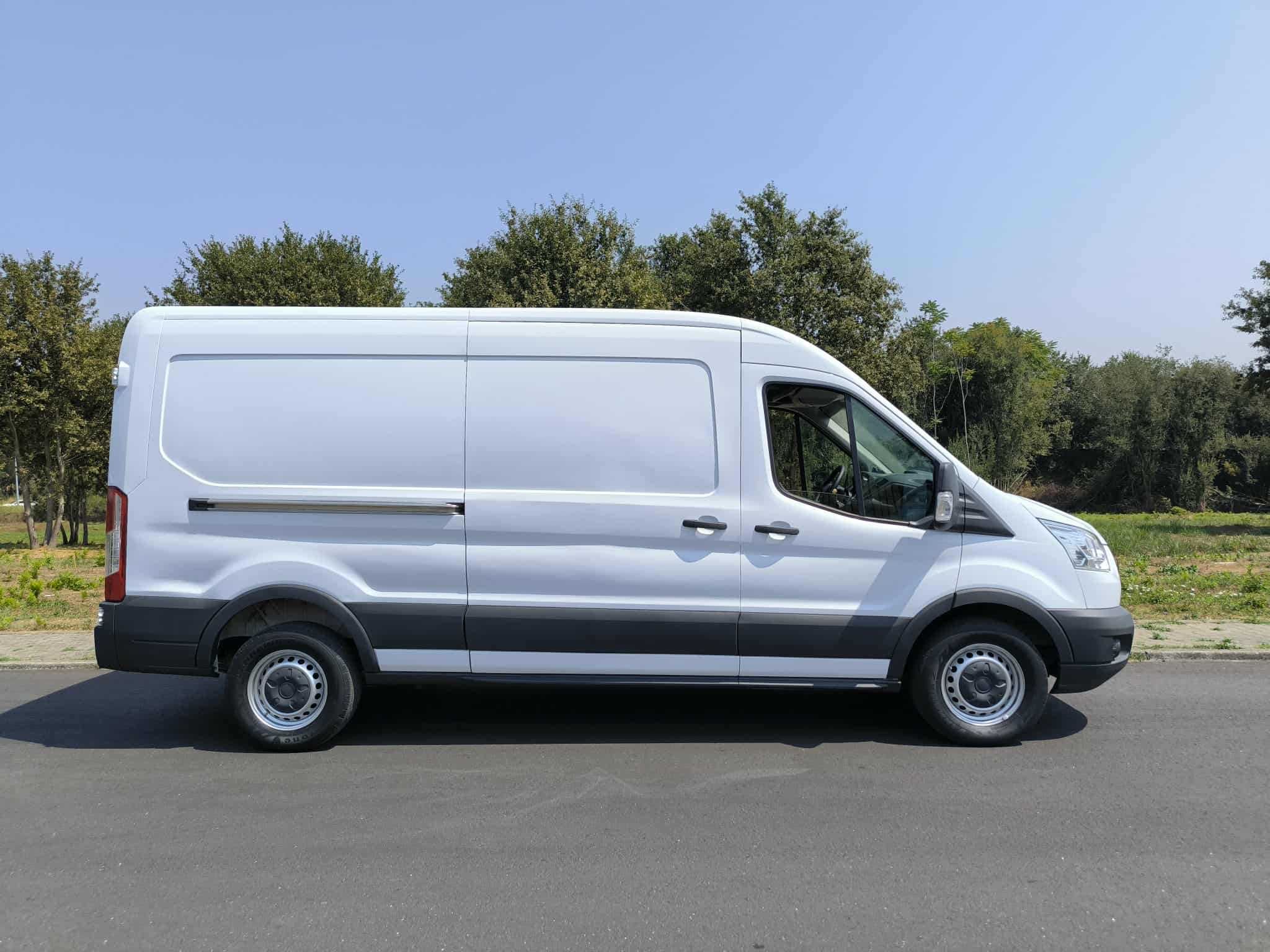 Ford Transit Furgão Tecto Alto