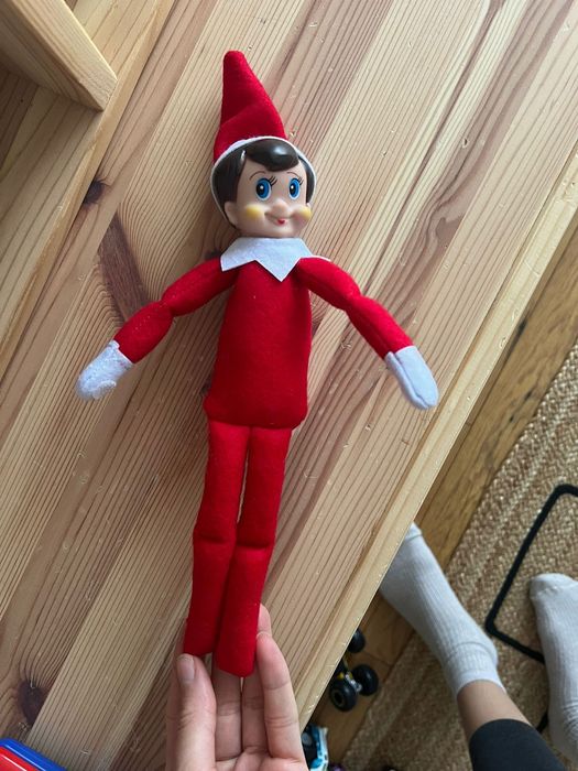 Elf psotnik Elf on the shelf