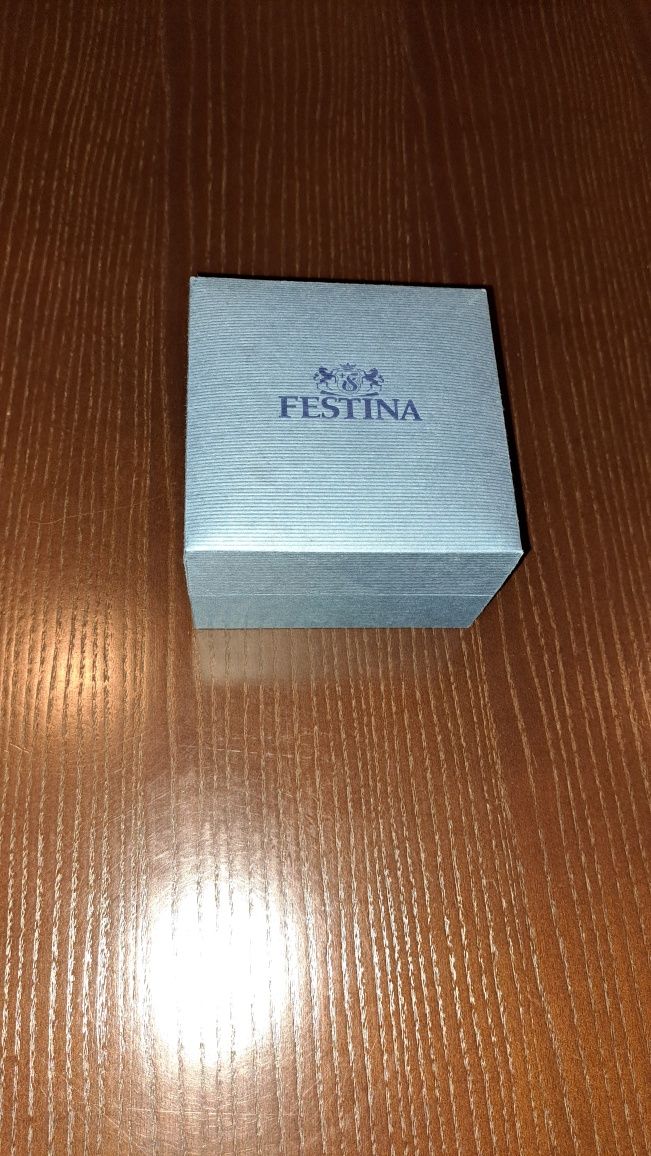 Годинник Festina