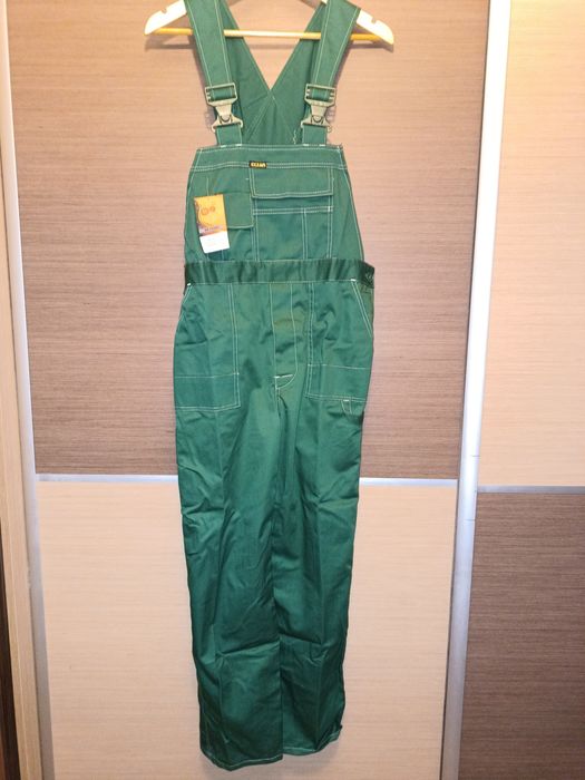 Nowe spodnie robocze-ogrodniczki + koszula