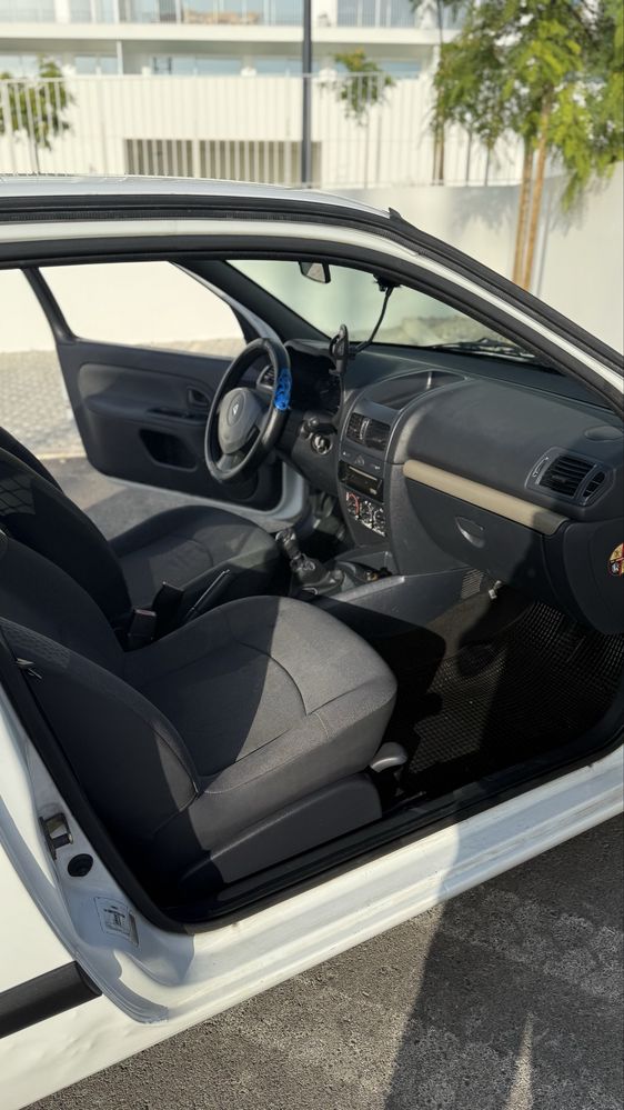 Vendo Renault Clio 1.5 DCI 2005