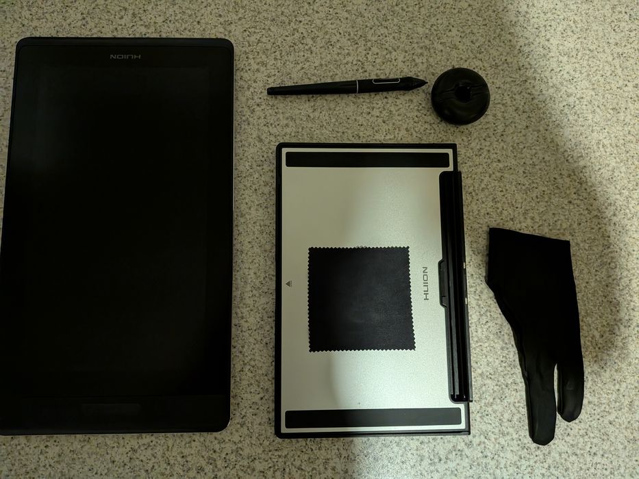 Tablet graficzny Huion kamvas 13