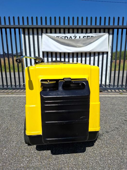 Myjka ciśnieniowa Karcher HDS 760 *400V* Gorąca woda*