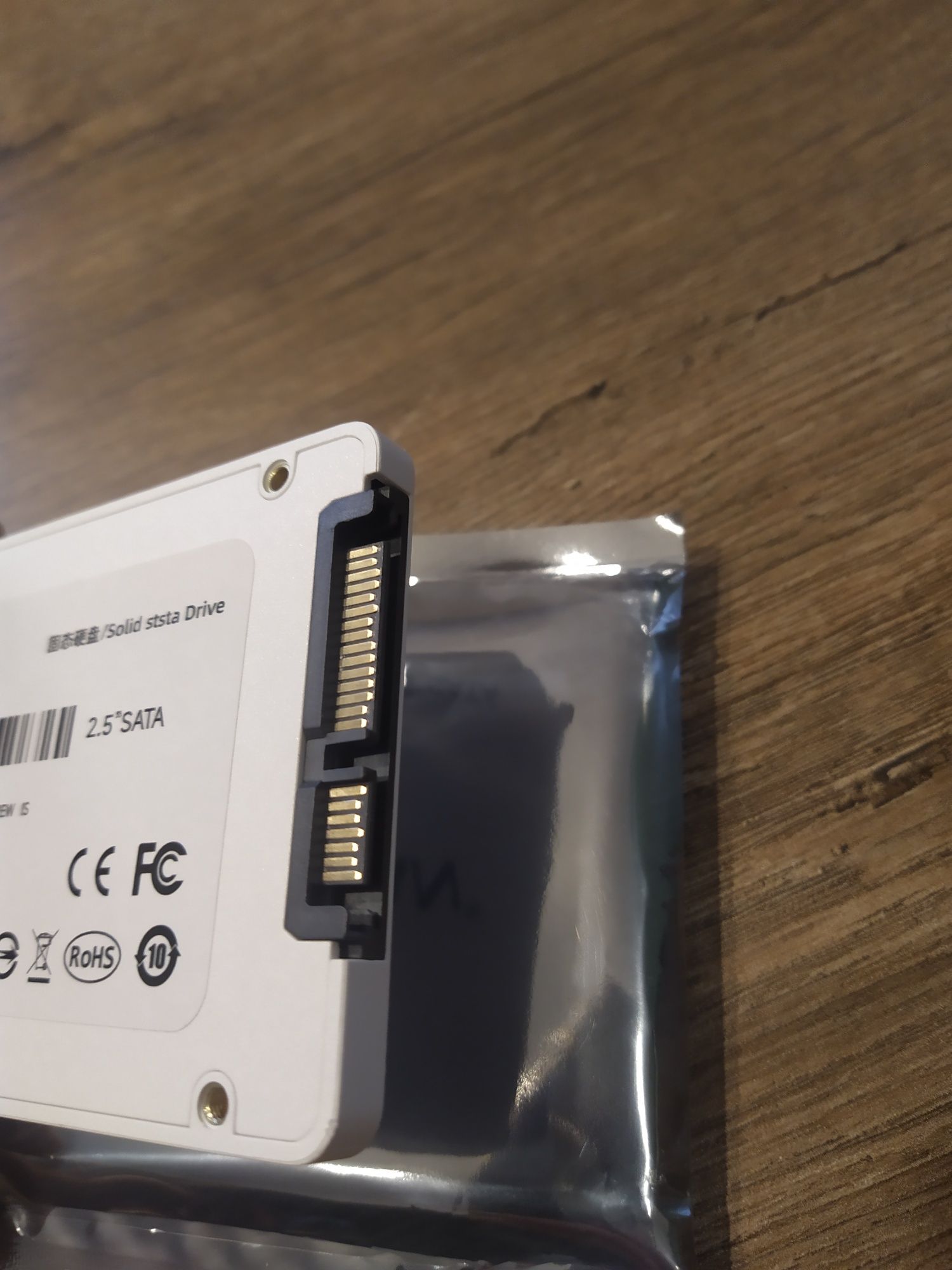Dysk SSD 2tb 2.5 sata