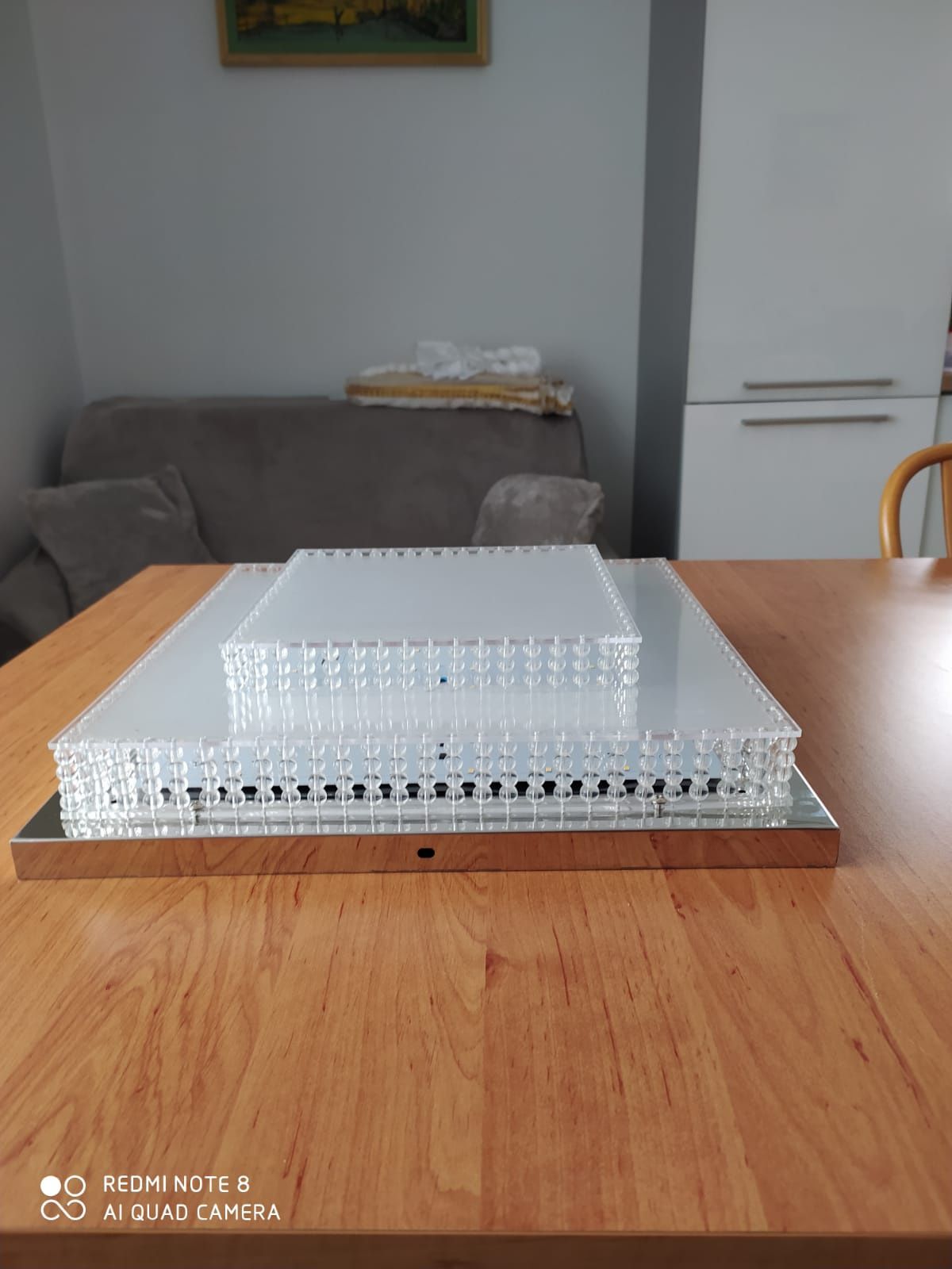 Sprzedam lampę sufitowa LED