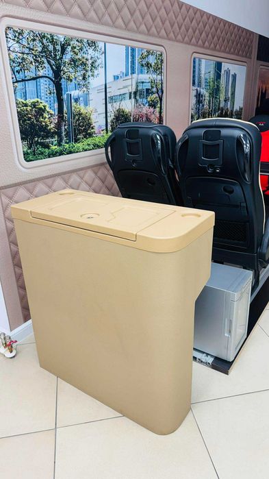 Sprzedam lodówkę z kompresorem Iveco/Sprinter autobus rożne rodzaje