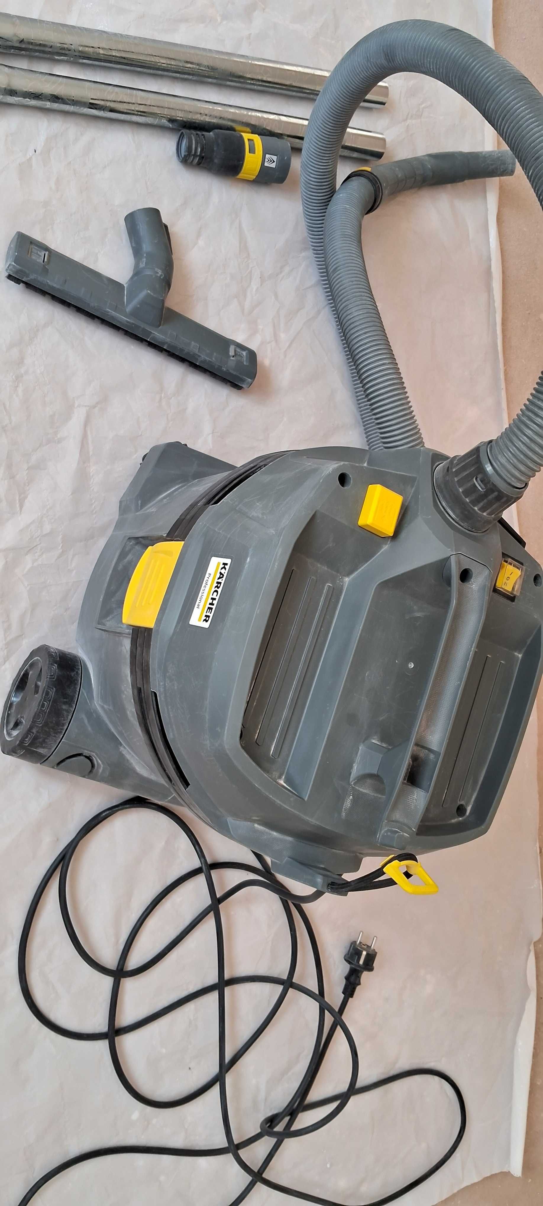 Пилосос Karcher NT22 1Ap Te L