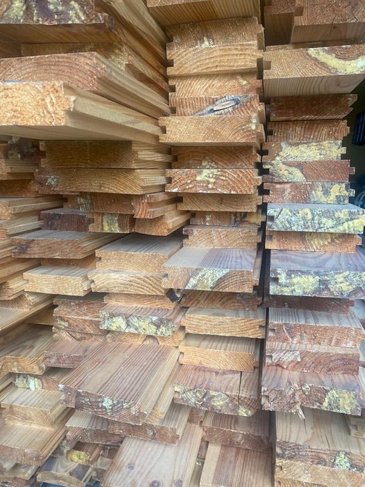 Дошка для підлоги в наявності Рожище.