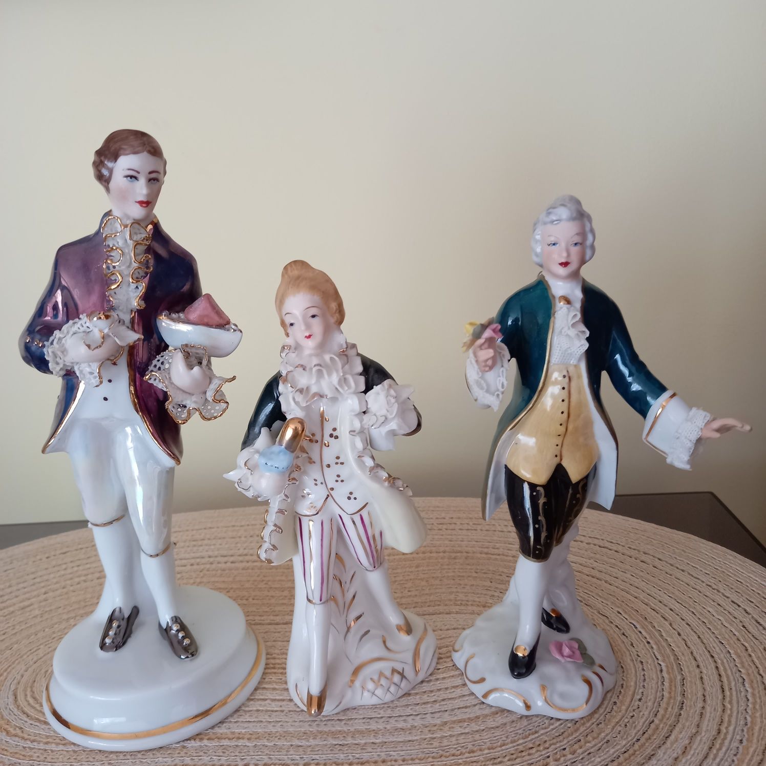 Śliczne Figurki porcelanowe
