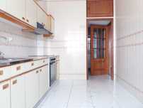 Arrenda-se Apartamento T2+1 - Porto (perto da Loja do Cidadão)