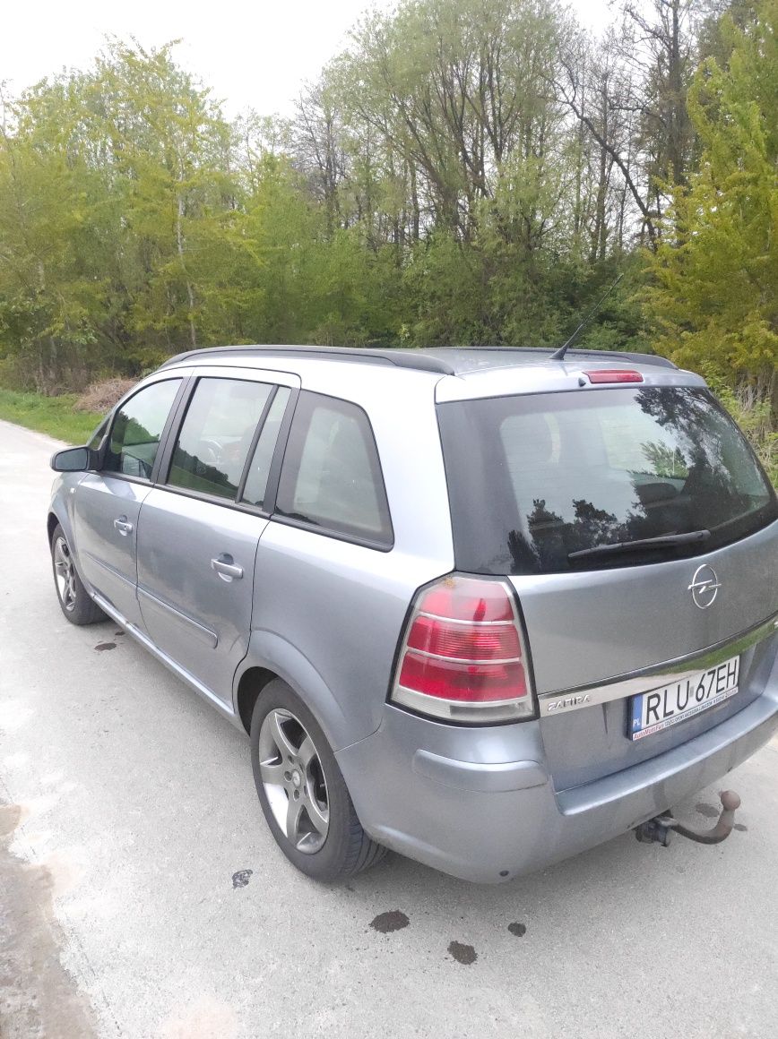 Opel Zafira B 1,9CDTI 120km