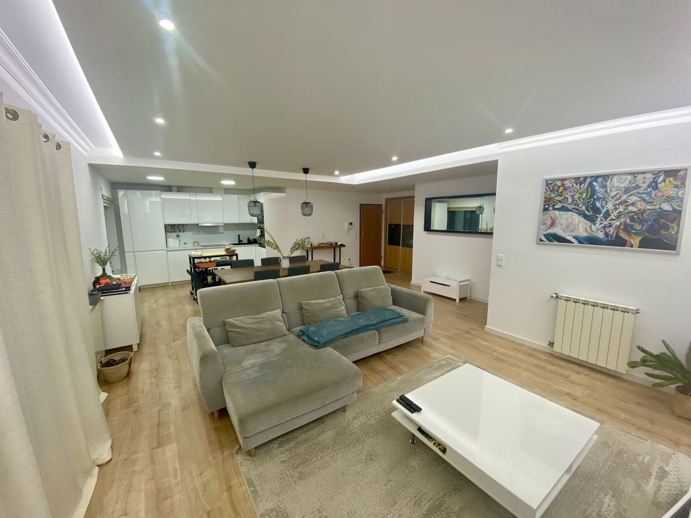 Apartamento T2 Renovado em Open Space