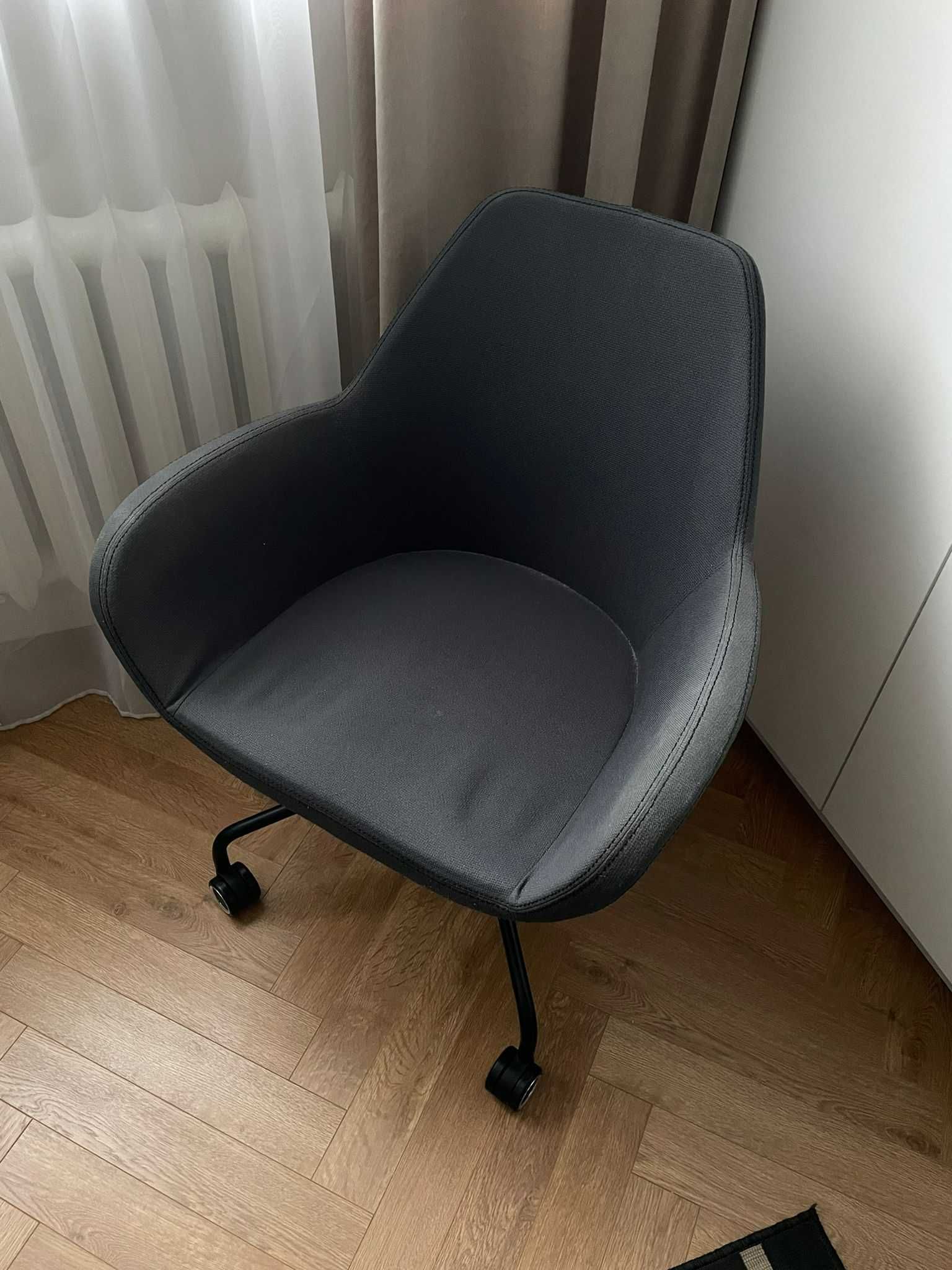 Krzesło biurowe Profim Fam 10 HC grafit szare używane