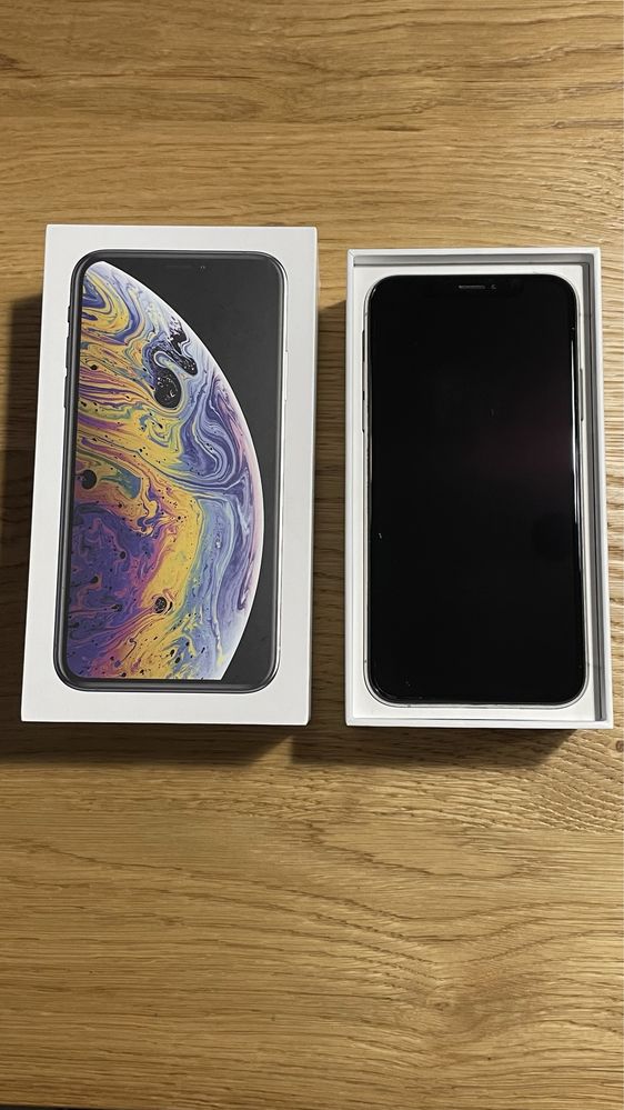 iPhone XS 64GB biały