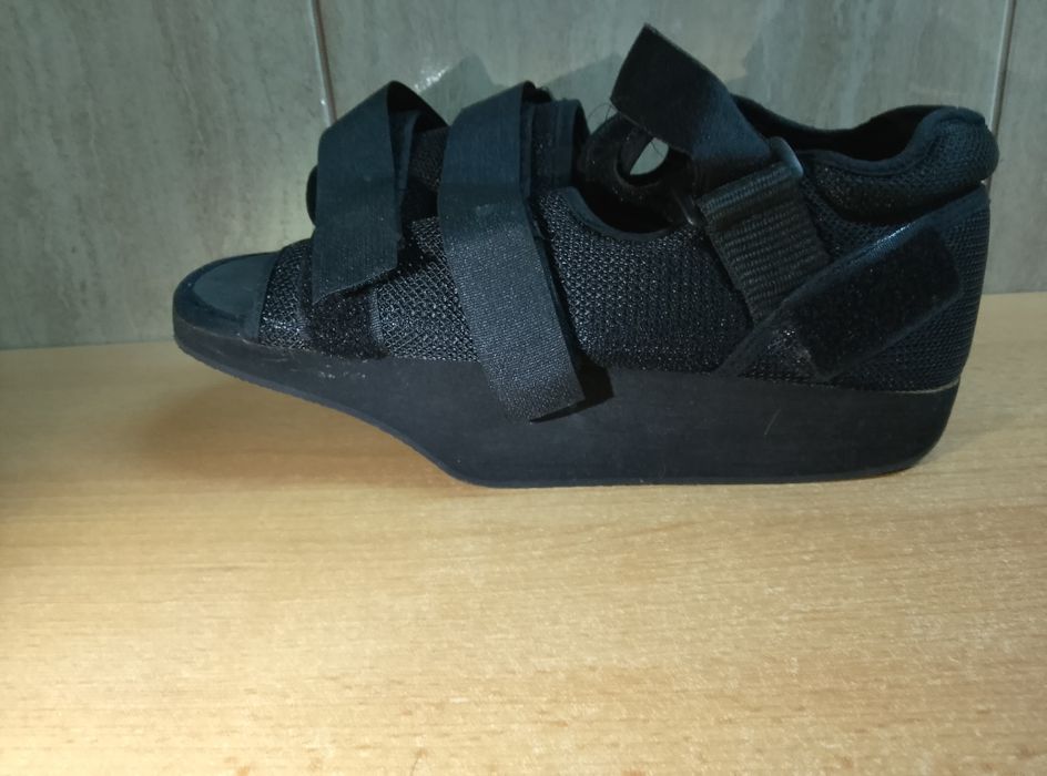 Orteza stopy but odciążający rozmiar M długość 25 cm